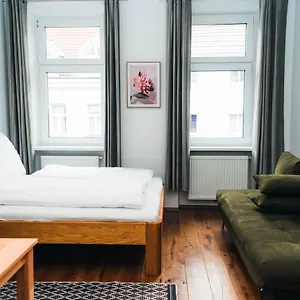https://wonderful-modern-city-center-apartment.vienna-besthotels.com